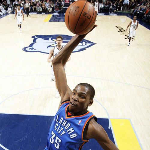 与明亮挑檐 与明亮挑檐