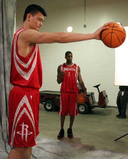 将在韩国举 将在韩国举